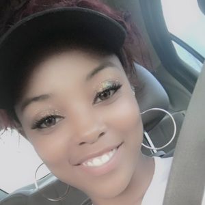 Meet your Posher, Parishia